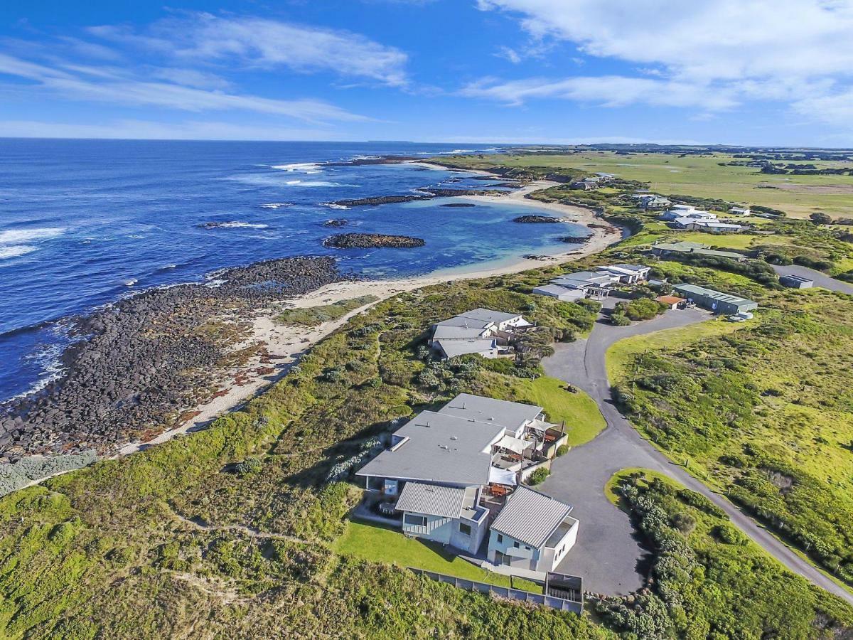 Hearns Beachside 7 Holiday home *